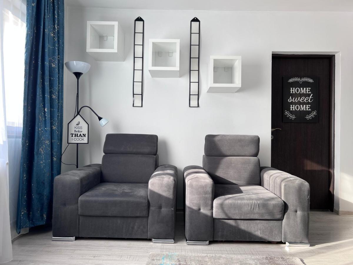 יאשי 3 Rooms Apartment Palace View מראה חיצוני תמונה